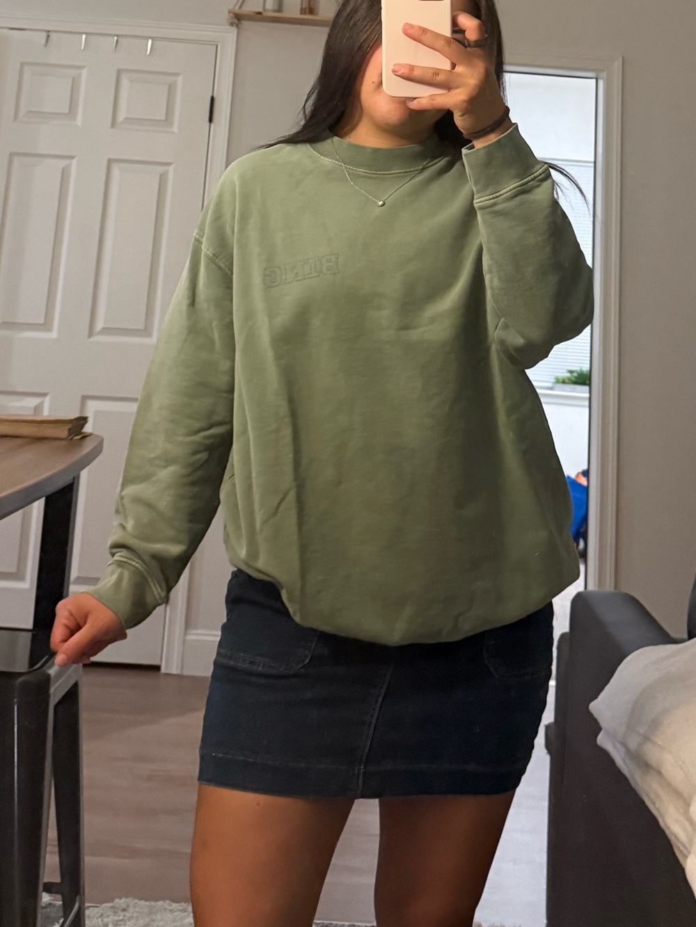 Oversized Olive Green Anine Bing Crewneck Sweatshirt size XS/S